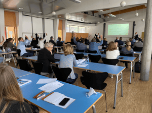 German Bundesdekanekonferenz in Frankfurt 2022 attendees engaging with a presentation